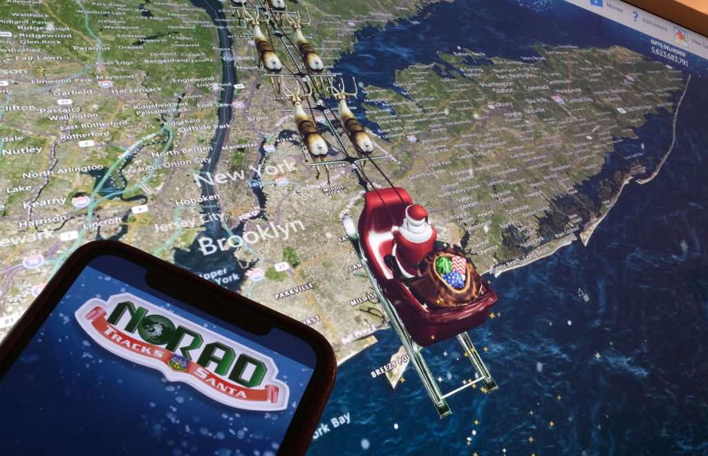 Santa Claus' Whereabouts Is Being Tracked by US-Canada Military Center for the 68th Year: Here's Why