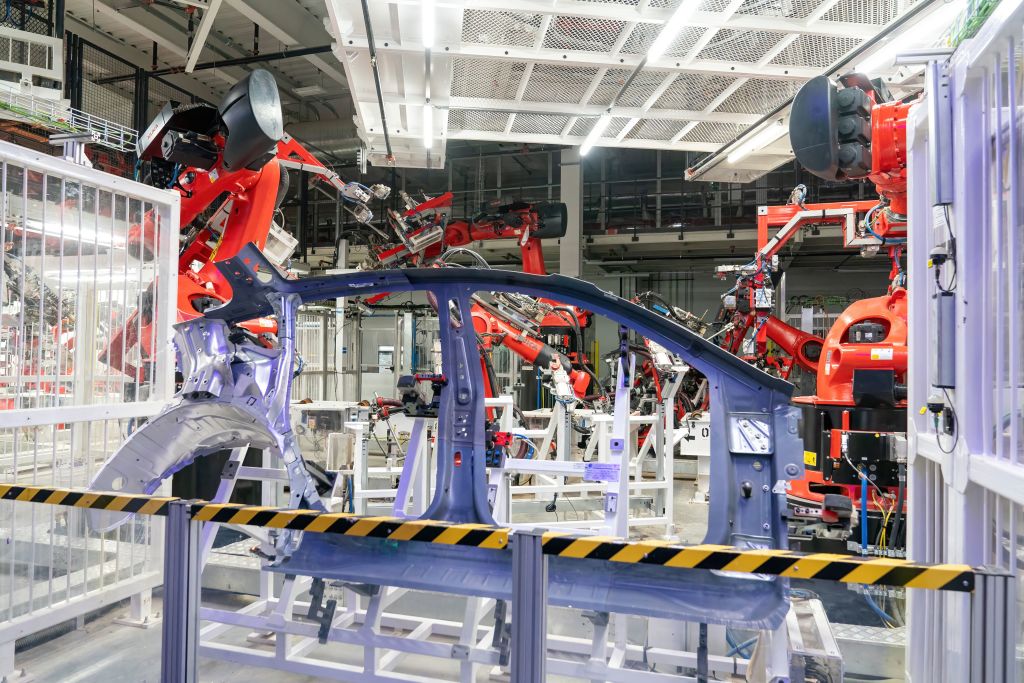 Tesla Engineer Attacked by Robot at Giga Texas Factory in Shocking Incident