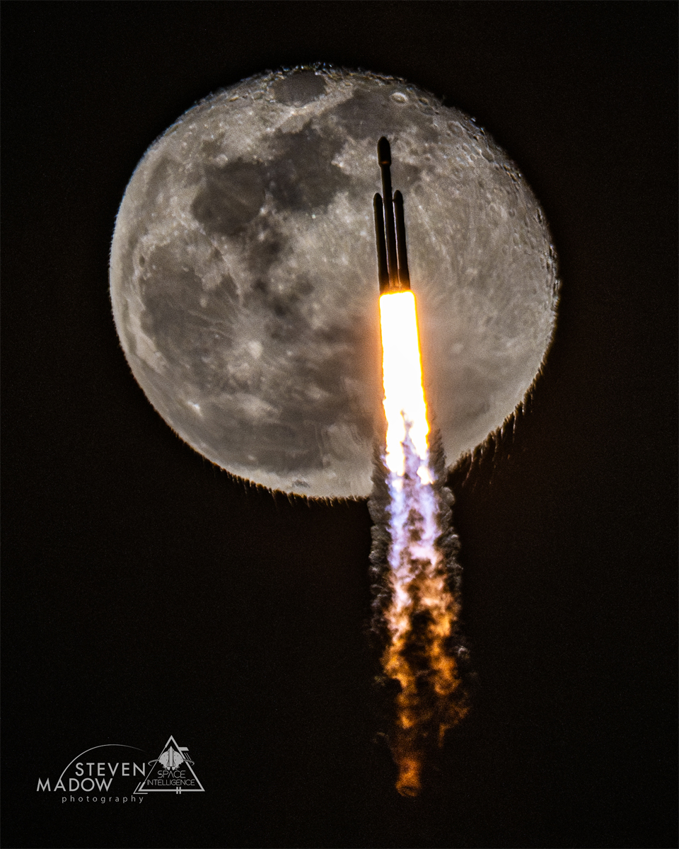 NASA's Picture of the Day Features SpaceX Falcon Heavy Rocket Crossing in Front of Nearly Full Moon