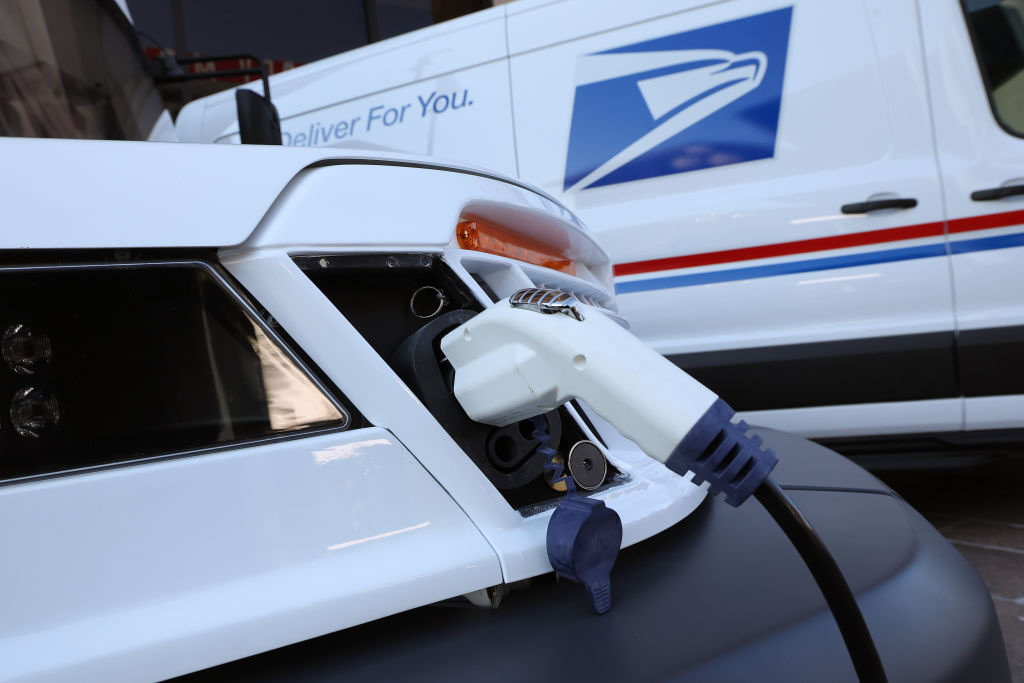 Delivering for America: US Postal Service Launches EV Charging Stations, Sets Sights on Largest Electric Fleet