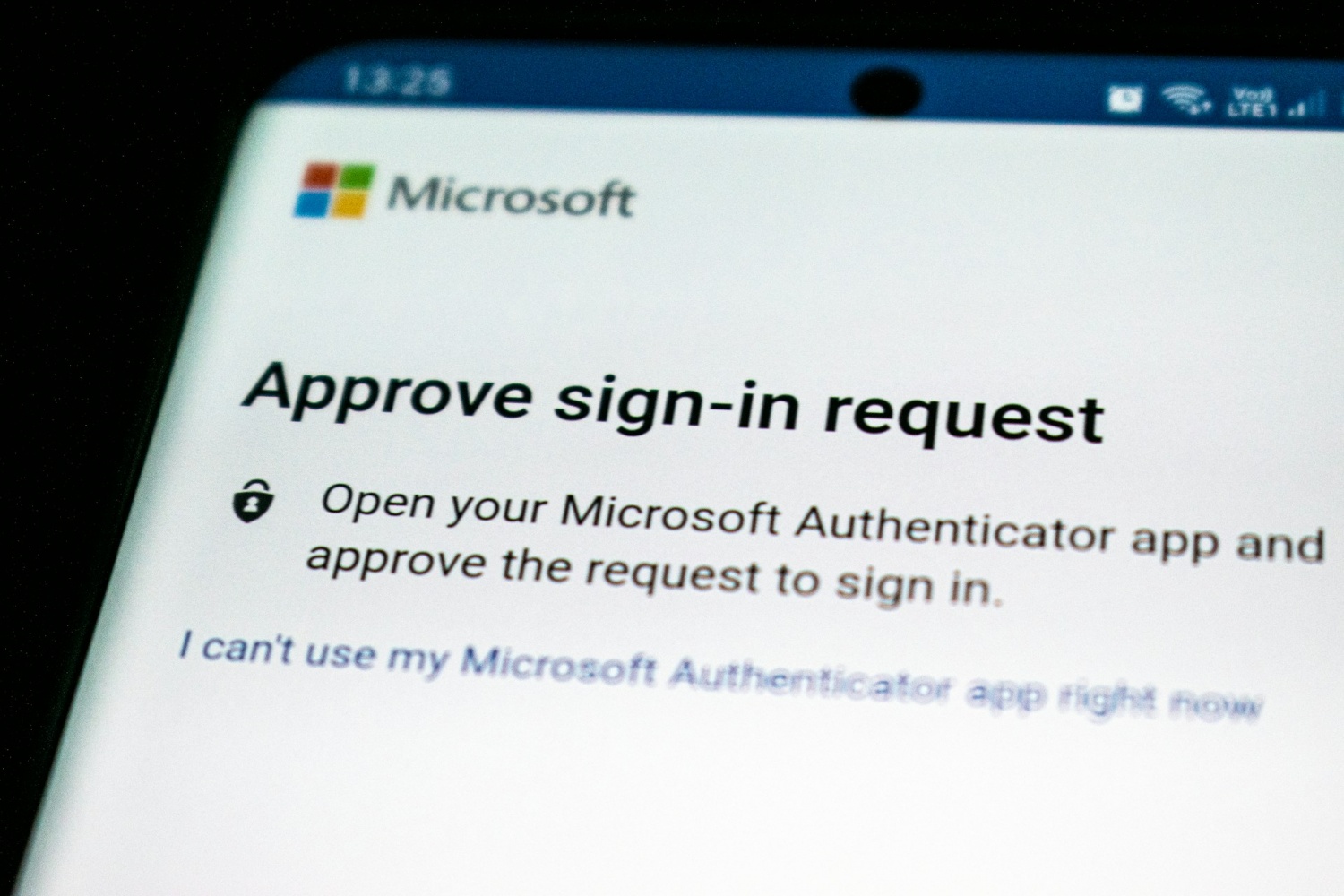 Hackers Target Gmail, Microsoft Accounts by Bypassing 2FA Protection in Phishing Platforms