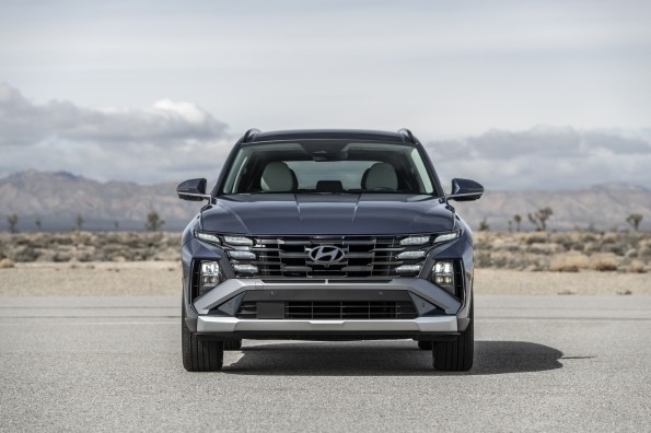 Hyundai Reveals Smarter, More Capable 2025 Tucson SUV at New York International Auto Show