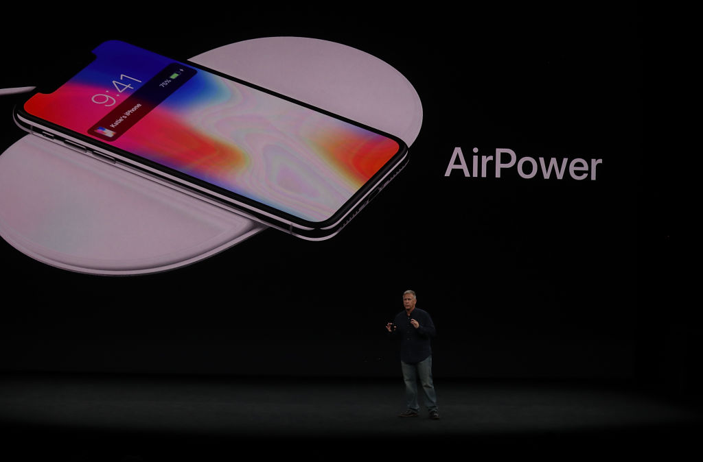 Issue-Plagued AirPower Charges Apple Watch For the First Time: Is this an Upgraded Prototype?