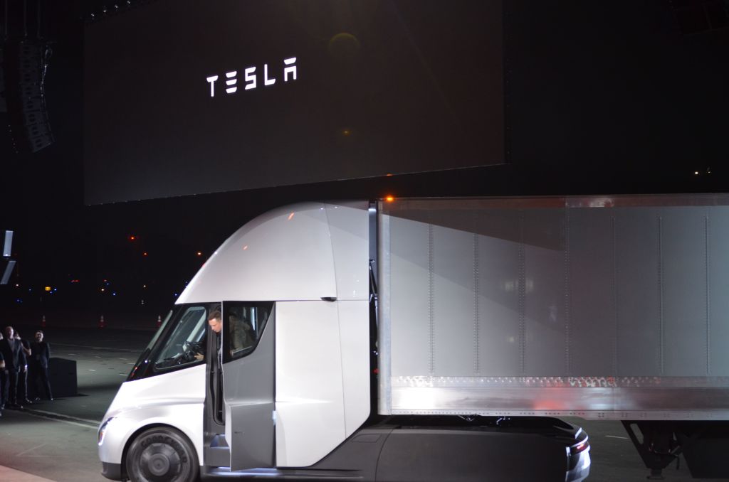 Tesla is Testing Semi Truck With One of Biggest Food Distributors in the US