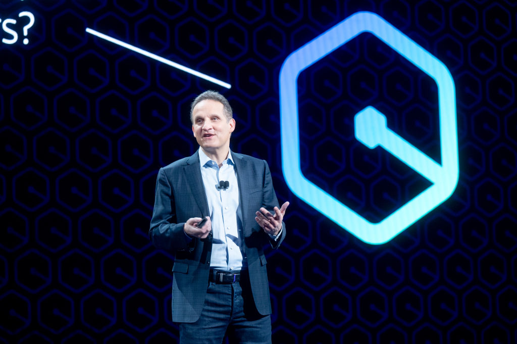 Amazon Web Services CEO to Resign Next Month: Who Will Replace Him?