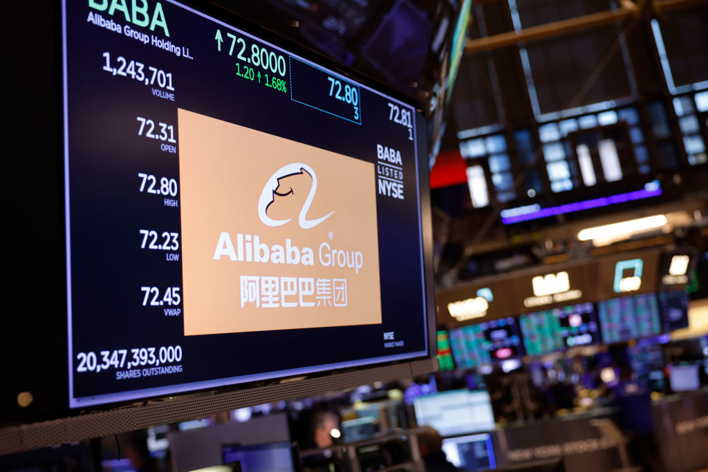 AI Talent Exodus: Top Alibaba Expert Departs to Fuel China's AI Startup Boom