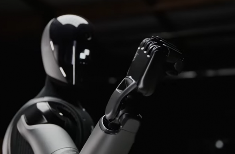 Figure Unveils Latest Humanoid Robot That Can Speak, Listen to People at Work