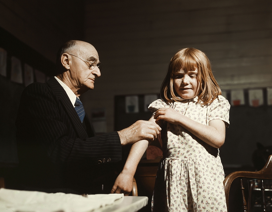 Typhoid Vaccine 1943