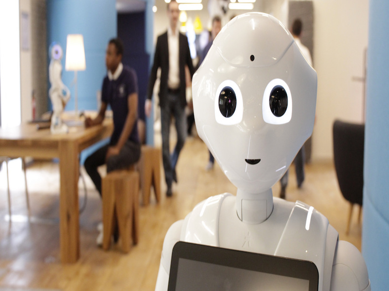 Pepper Humanoid Robot Sells Out In One Minute