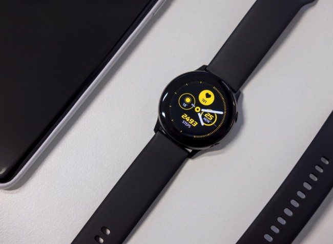 samsung galaxy watch with iphone