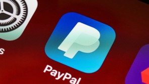 PayPal可能推出自己的稳定币，因为在iPhone应用程序中发现证据|创始首席执行官比尔·哈里斯称顶级加密货币是一个骗局