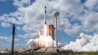 SpaceX载人飞船发射到国际空间站