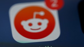 Reddit CEO史蒂夫·霍夫曼捍卫API的变化,迫使许多应用程序关闭
