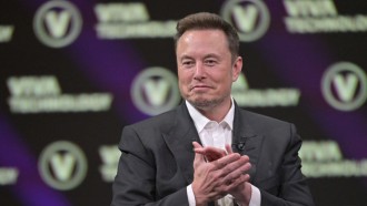 Elon Musk宣布新的AI公司使命的理解现实”