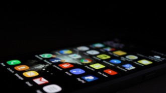 安全专家警告说iPhone, Android用户删除这两个类型的应用ASAP-Why ?