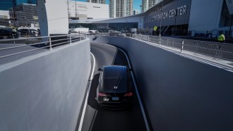 伦Musk-Owned无聊公司得到绿灯68英里Hyperloop隧道在拉斯维加斯