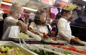 USDA Revamps School Lunches: More Fruits, Veggies, Less Sugar and Salt